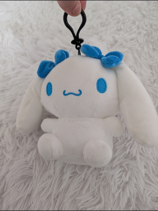 Sanrio Accessories - Sanrio White & Blue Cinnamoroll Plush Keychain Charm